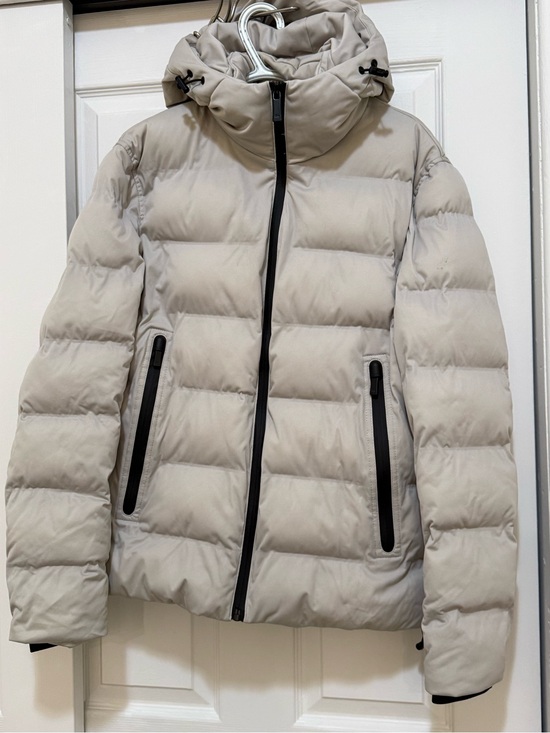 Zara Other - Zara Cream Puffer Jacket with Branded Label